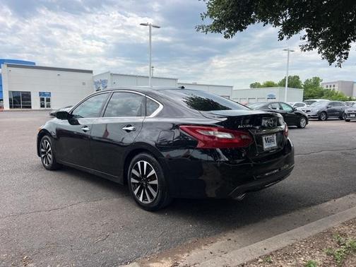 2018 Nissan Altima SV
