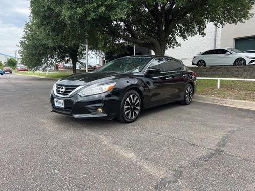 2018 Nissan Altima SV