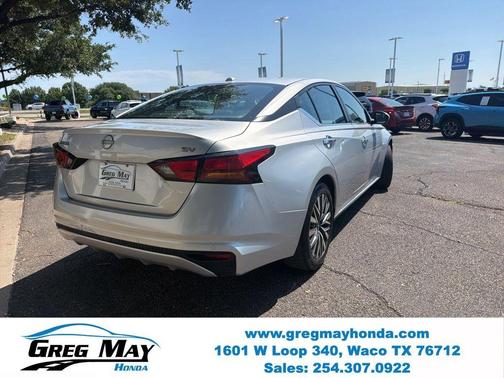 Brilliant Silver Metallic 2023 Nissan Altima 2.5 SV