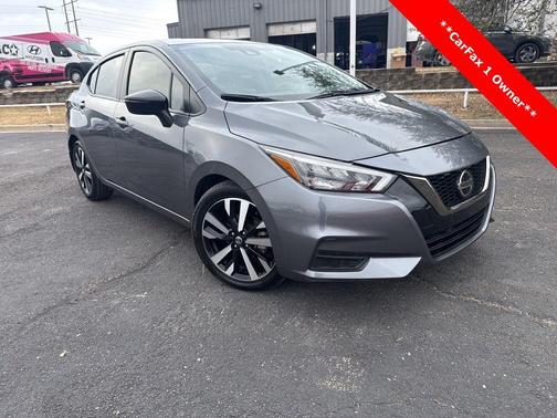 2022 Nissan Versa 1.6 SR