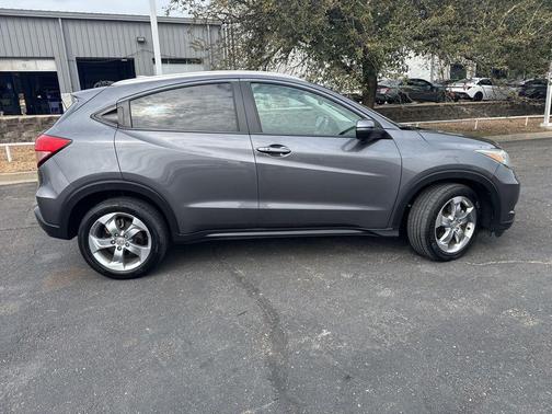 2017 Honda HR-V EX-L w/Navigation