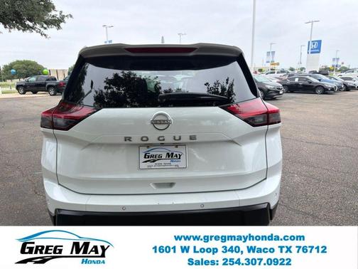 Everest White P 2025 Nissan Rogue SV