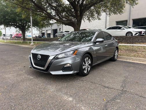 2022 Nissan Altima 2.5 S