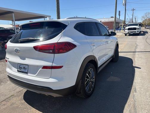 2021 Hyundai TUCSON SEL