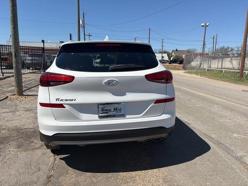 2021 Hyundai TUCSON SEL