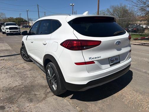 2021 Hyundai TUCSON SEL