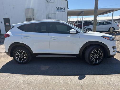 2021 Hyundai TUCSON SEL
