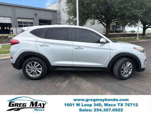 Molten Silver 2018 Hyundai TUCSON SE
