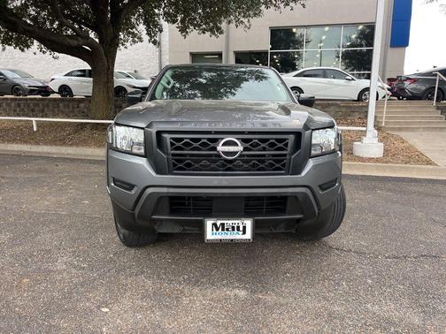 2022 Nissan Frontier S