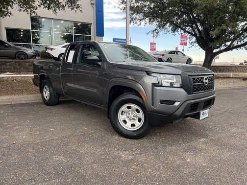 2022 Nissan Frontier S