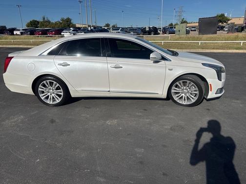 2018 Cadillac XTS Luxury