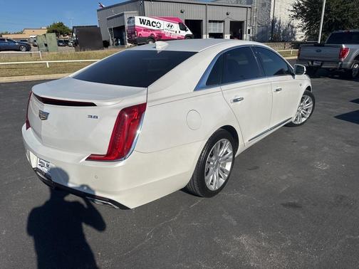 2018 Cadillac XTS Luxury