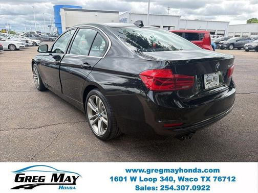 Black Sapphire Metallic 2018 BMW 330 i