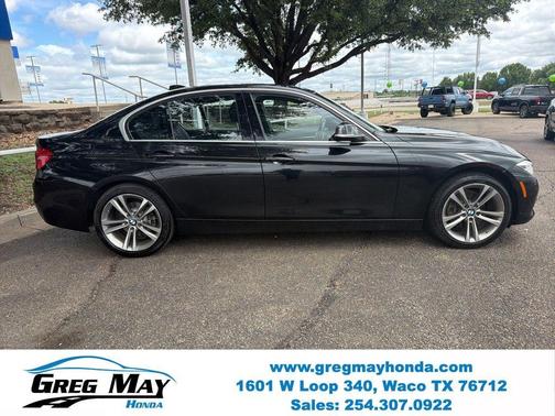 Black Sapphire Metallic 2018 BMW 330 i