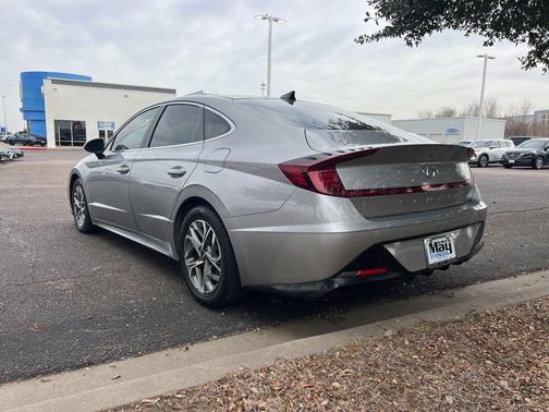 2022 Hyundai SONATA SEL