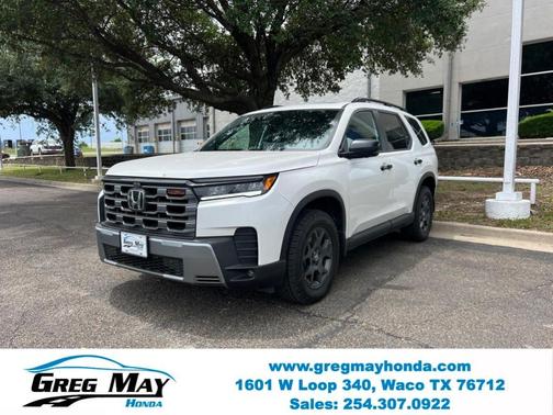 Platinum White Pearl 2026 Honda Pilot TrailSport