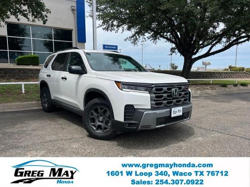 Platinum White Pearl 2026 Honda Pilot TrailSport