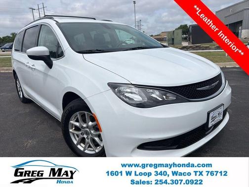 Bright White Clearcoat 2021 Chrysler Voyager LXI