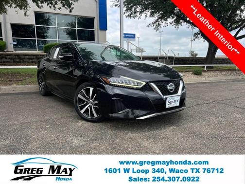 Black 2022 Nissan Maxima SV