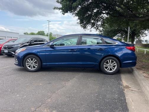 2017 Hyundai SONATA Base