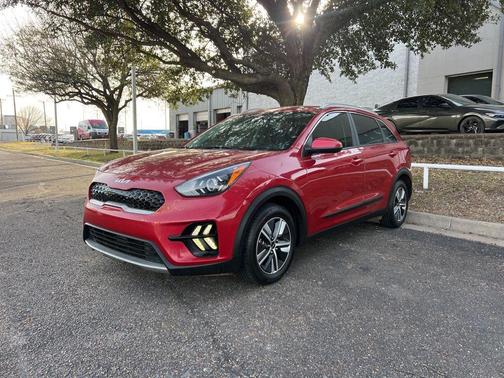 2022 Kia Niro LXS