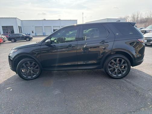 2022 Land Rover Discovery Sport S