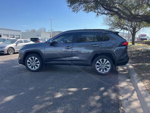 2025 Toyota RAV4 Limited