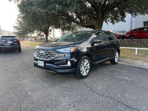 2021 Ford Edge Titanium
