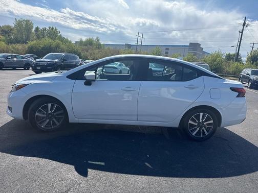 2025 Nissan Versa 1.6 SV