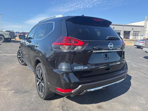 2020 Nissan Rogue SL
