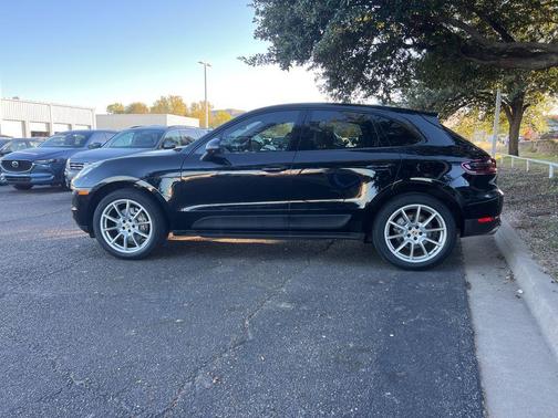 2018 Porsche Macan S