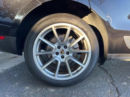 2018 Porsche Macan S