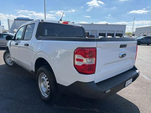 2022 Ford Maverick XL