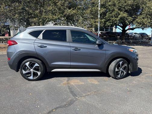 2018 Hyundai TUCSON Sport