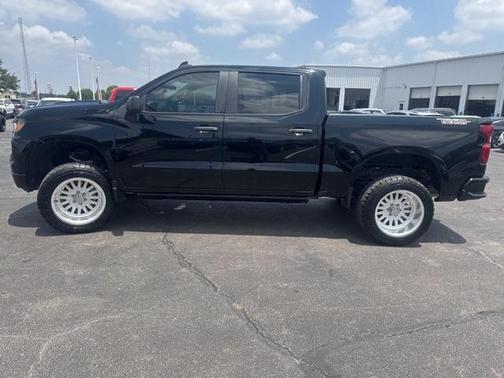 2023 Chevrolet Silverado 1500 Custom Trail Boss