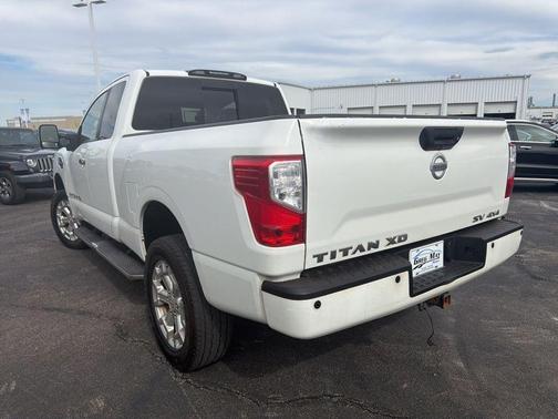2017 Nissan Titan XD SV