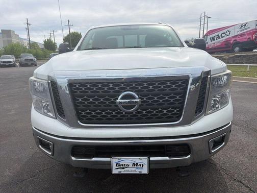 2017 Nissan Titan XD SV