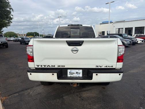 2017 Nissan Titan XD SV
