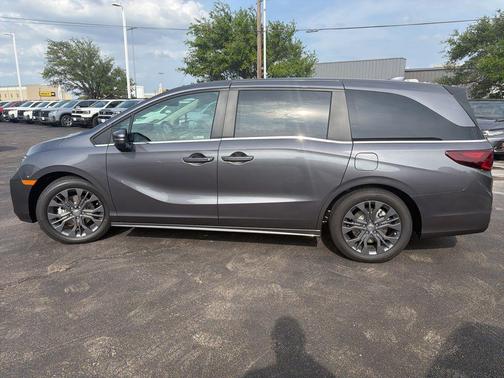 Modern Steel Metallic 2026 Honda Odyssey Touring