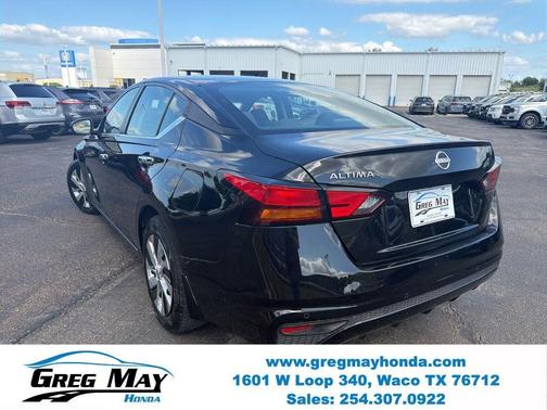Black 2024 Nissan Altima 2.5 S