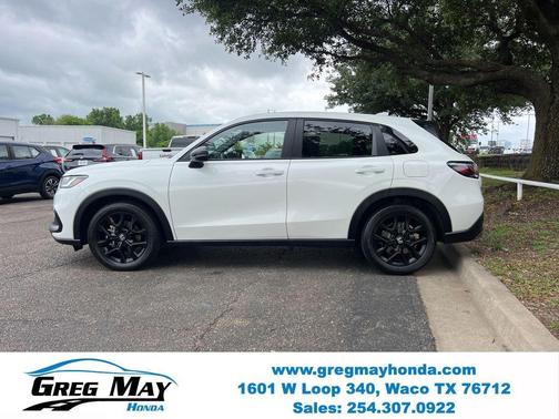 Platinum White Pearl 2024 Honda HR-V Sport