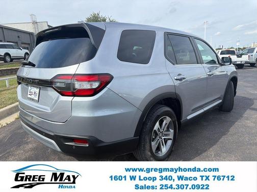 Lunar Silver Metallic 2024 Honda Pilot EX-L