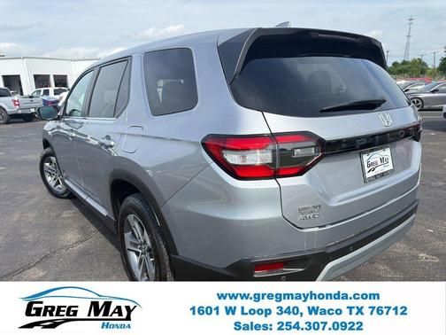 Lunar Silver Metallic 2024 Honda Pilot EX-L