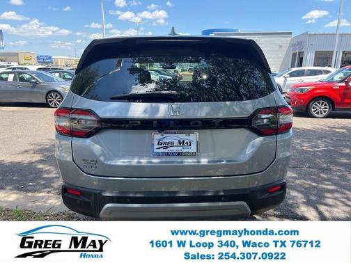 Lunar Silver Metallic 2024 Honda Pilot EX-L