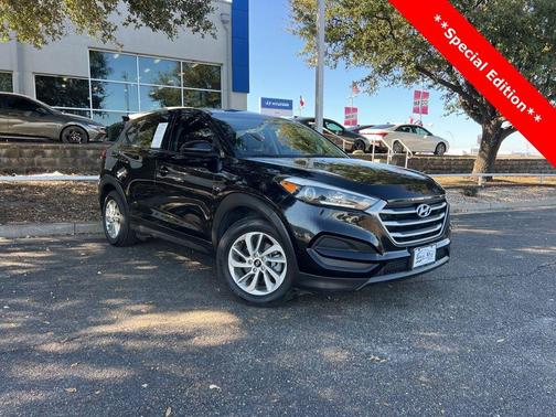 2017 Hyundai TUCSON SE