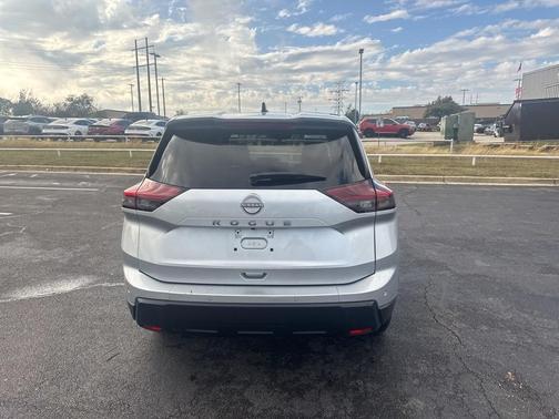 2024 Nissan Rogue S