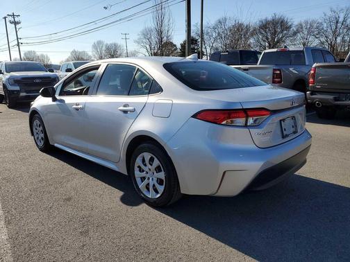 2024 Toyota Corolla Hybrid LE