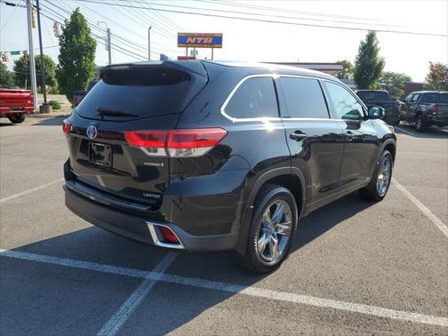 2018 Toyota Highlander Hybrid Platinum