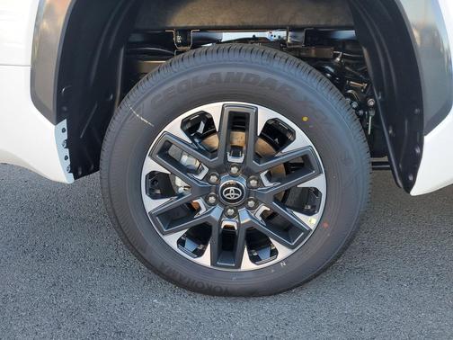 2026 Toyota Tundra Hybrid Limited