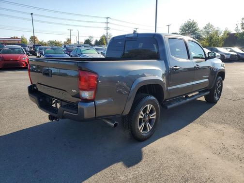 2017 Toyota Tacoma TRD Sport